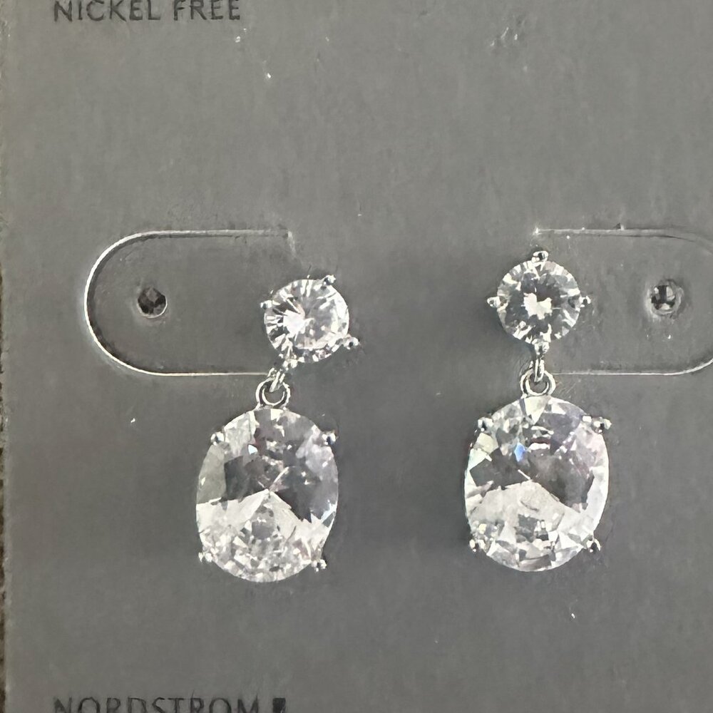 Cubic Zirconia Dangled Earrings, Clear Stone, Silver ( nickel free)